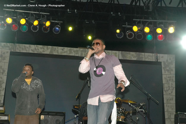 Sean Paul @ The Aqueduct on Rose Hall - Friday, January 26, 2007 - 10th Anniversary - Air Jamaica Jazz & Blues Festival 2007 - The Art of Music - Tuesday, January 23 - Saturday, January 27, 2007, The Aqueduct on Rose Hall, Montego Bay, Jamaica - Negril Travel Guide, Negril Jamaica WI - http://www.negriltravelguide.com - info@negriltravelguide.com...!