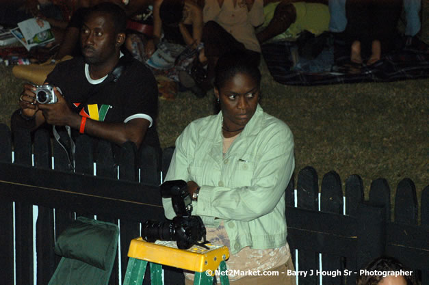 Venue & Audience - Air Jamaica Jazz & Blues Festival 2007 - The Art of Music -  Thursday, January 25th - 10th Anniversary - Air Jamaica Jazz & Blues Festival 2007 - The Art of Music - Tuesday, January 23 - Saturday, January 27, 2007, The Aqueduct on Rose Hall, Montego Bay, Jamaica - Negril Travel Guide, Negril Jamaica WI - http://www.negriltravelguide.com - info@negriltravelguide.com...!