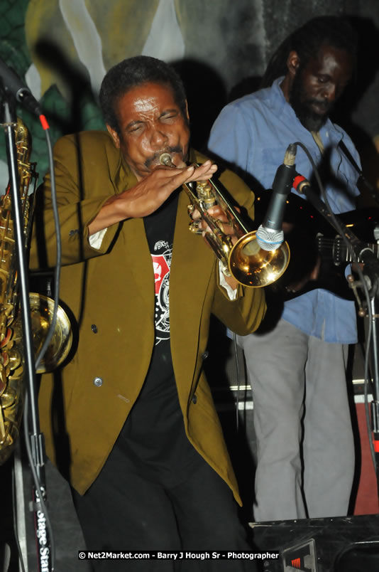 Bunny Wailer & King Yellowman at Bourbon Beach - Monday, February 25, 2008 - Bourbin Beach Restaurant, Bar, Oceanfront Accommodatioins, Live Reggae Music & Disco, Norman Manley Boulevard, Negril, Westmoreland, Jamaica W.I. - Photographs by Net2Market.com - Barry J. Hough Sr, Photographer - Negril Travel Guide, Negril Jamaica WI - http://www.negriltravelguide.com - info@negriltravelguide.com...!