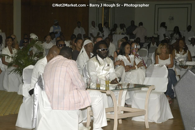 Live Wyya - Reflections - Cure Fest 2007 - All White Birth-Night Party - Hosted by Jah Cure - Starfish Trelawny Hotel - Trelawny, Jamaica - Friday, October 12, 2007 - Cure Fest 2007 October 12th-14th, 2007 Presented by Danger Promotions, Iyah Cure Promotions, and Brass Gate Promotions - Alison Young, Publicist - Photographs by Net2Market.com - Barry J. Hough Sr, Photographer - Negril Travel Guide, Negril Jamaica WI - http://www.negriltravelguide.com - info@negriltravelguide.com...!