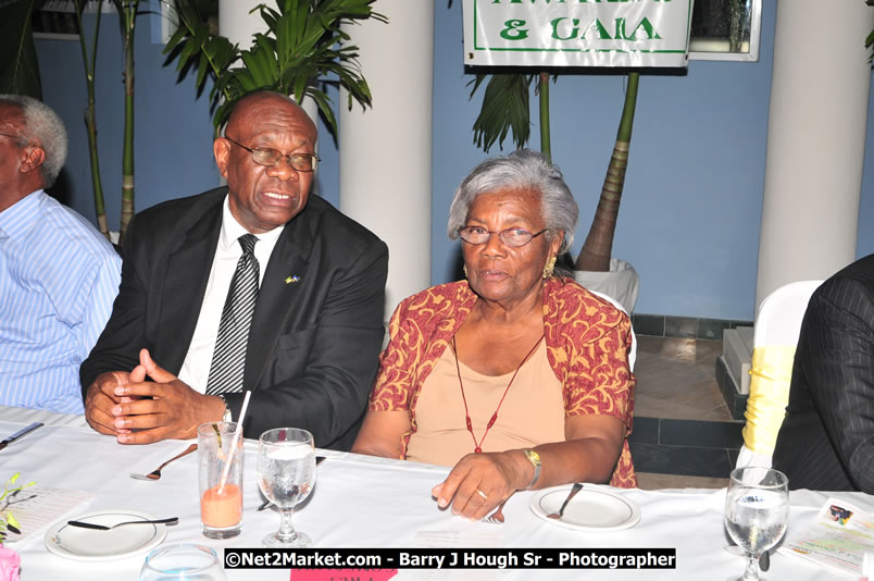 Bird of Paradise Awards & Gala @ Grand Palladium Resort & Spa [Fiesta] - Saturday, August 9, 2008 - Guest Honouree The Most Honourable P.J. Patterson ON, PC, QC - Hanover Homecoming Foundation LTD Jamaica - Wherever you roam ... Hanover bids you ... come HOME - Sunday, August 3 to Saturday, August 9, 2008 - Hanover Jamaica - Photographs by Net2Market.com - Barry J. Hough Sr. Photojournalist/Photograper - Photographs taken with a Nikon D300 - Negril Travel Guide, Negril Jamaica WI - http://www.negriltravelguide.com - info@negriltravelguide.com...!