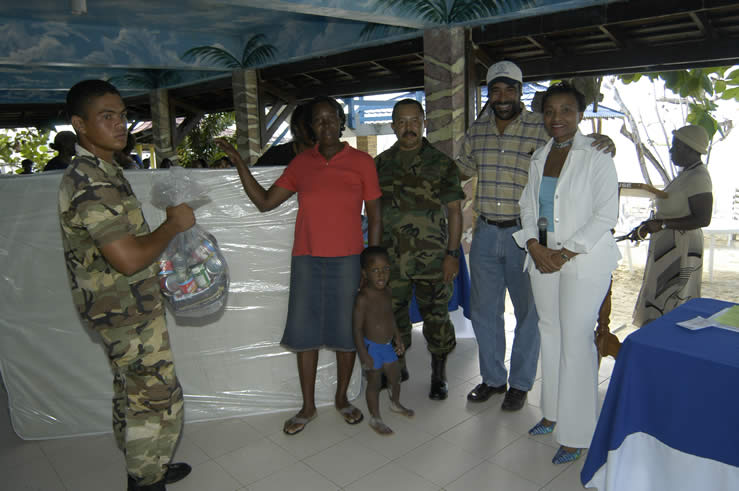 Hurricane Ivan Aid - "People Helping People" spearheaded by - Negril Travel Guide, Negril Jamaica WI - http://www.negriltravelguide.com - info@negriltravelguide.com...!