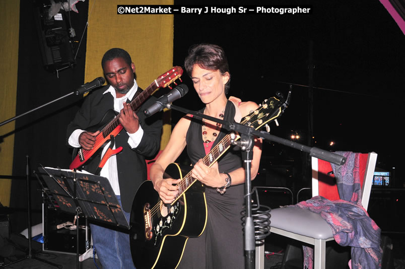 Minister of Tourism, Edmund Bartlett @ Jamaica Jazz and Blues Festival 2009 - Presented by Air Jamaica - Thursday, January 22, 2009 - Venue at the Aqueduct on Rose Hall Resort &amp; Country Club, Montego Bay, Jamaica - Thursday, January 22 - Saturday, January 24, 2009 - Photographs by Net2Market.com - Barry J. Hough Sr, Photographer/Photojournalist - Negril Travel Guide, Negril Jamaica WI - http://www.negriltravelguide.com - info@negriltravelguide.com...!