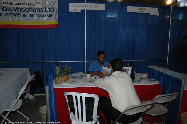 JAPEX 2006 Exibition @ Home Solutions, Negril - Tuesday, April 25, 2006 - Negril - JAPEX 2006 Negril Photos - Negril Travel Guide, Negril Jamaica WI - http://www.negriltravelguide.com - info@negriltravelguide.com...!