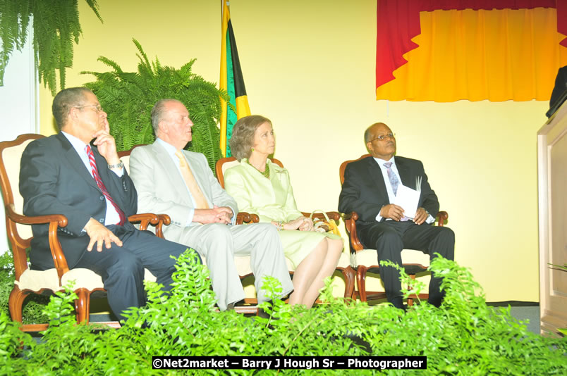 The Unveiling Of The Commemorative Plaque By The Honourable Prime Minister, Orette Bruce Golding, MP, And Their Majesties, King Juan Carlos I And Queen Sofia Of Spain - On Wednesday, February 18, 2009, Marking The Completion Of The Expansion Of Sangster International Airport, Venue at Sangster International Airport, Montego Bay, St James, Jamaica - Wednesday, February 18, 2009 - Photographs by Net2Market.com - Barry J. Hough Sr, Photographer/Photojournalist - Negril Travel Guide, Negril Jamaica WI - http://www.negriltravelguide.com - info@negriltravelguide.com...!