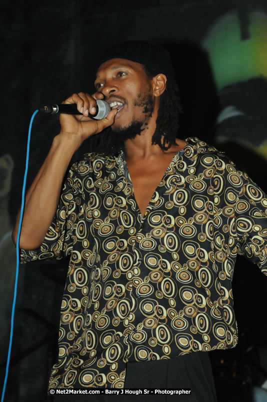 Leroy Sibbles and Gregory Isaacs at Bourbon Beach - Monday, February 11, 2008 - Bourbon Beach, Norman Manley Boulevard, Negril, Westmoreland, Jamaica W.I. - Photographs by Net2Market.com - Barry J. Hough Sr, Photographer - Negril Travel Guide, Negril Jamaica WI - http://www.negriltravelguide.com - info@negriltravelguide.com...!