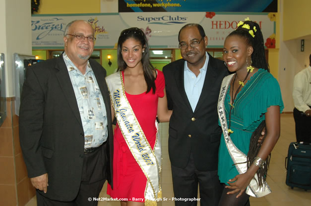 Minister of Tourism, Hon. Edmund Bartlett - Director of Tourism, Basil Smith, and Mayor of Montego Bay, Councillor Charles Sinclair Launch of Winter Tourism Season at Sangster International Airport, Saturday, December 15, 2007 - Sangster International Airport - MBJ Airports Limited, Montego Bay, Jamaica W.I. - Photographs by Net2Market.com - Barry J. Hough Sr, Photographer - Negril Travel Guide, Negril Jamaica WI - http://www.negriltravelguide.com - info@negriltravelguide.com...!