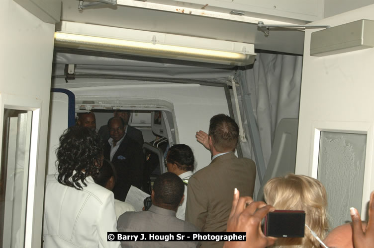 JetBue Airways' Inaugural Air Service between Sangster International Airport, Montego Bay and John F. Kennedy Airport, New York at MBJ Airports Sangster International Airport, Montego Bay, St. James, Jamaica - Thursday, May 21, 2009 - Photographs by Net2Market.com - Barry J. Hough Sr, Photographer/Photojournalist - Negril Travel Guide, Negril Jamaica WI - http://www.negriltravelguide.com - info@negriltravelguide.com...!