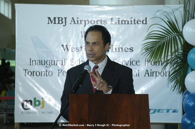 MBJ Airports Limited Welcomes WestJet Airlines - Inaugural Scheduled Service From Toronto Pearsons International Airport - Monday, December 10, 2007 - Sangster International Airport - MBJ Airports Limited, Montego Bay, Jamaica W.I. - Photographs by Net2Market.com - Barry J. Hough Sr, Photographer - Negril Travel Guide, Negril Jamaica WI - http://www.negriltravelguide.com - info@negriltravelguide.com...!