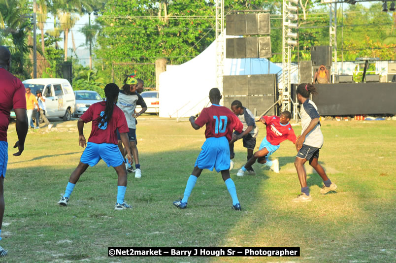 Marley Magic Traffic Jam - Celebrity Football @ Spring Break - Saturday, March 21, 2009 - Also Featuring: Kelley, Capleton, Junior Reid, Spragga Benz, Wayne Marshall, Munga, Romaine Virgo,Embee, Bango Herman, Flava K, Whisky Baggio, Andrew and Wadda Blood, Black Am I, Packa, Venue at Waz Beach, Norman Manley Boulevard, Negril Westmoreland, Jamaica - Saturday, March 21, 2009 - Photographs by Net2Market.com - Barry J. Hough Sr, Photographer/Photojournalist - Negril Travel Guide, Negril Jamaica WI - http://www.negriltravelguide.com - info@negriltravelguide.com...!