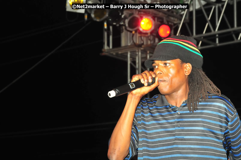 Marley Magic Traffic Jam - Concert @ Spring Break - Saturday, March 21, 2009 - Also Featuring: Kelley, Capleton, Junior Reid, Spragga Benz, Wayne Marshall, Munga, Romaine Virgo,Embee, Bango Herman, Flava K, Whisky Baggio, Andrew and Wadda Blood, Black Am I, Packa, Venue at Waz Beach, Norman Manley Boulevard, Negril Westmoreland, Jamaica - Saturday, March 21, 2009 - Photographs by Net2Market.com - Barry J. Hough Sr, Photographer/Photojournalist - Negril Travel Guide, Negril Jamaica WI - http://www.negriltravelguide.com - info@negriltravelguide.com...!