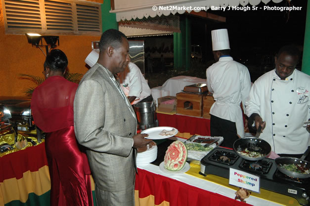 Negril Chamber of Commerce - 24th Anniversary Dinner Photos - Saturday, April 21, 2007 - Negril Hills Country Club, Sheffield, Westmoreland, Jamaica W.I. - Negril Travel Guide, Negril Jamaica WI - http://www.negriltravelguide.com - info@negriltravelguide.com...!