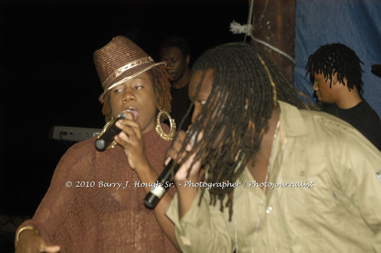 Etana - Live In Concert - One Love Reggae Concert Series 09/10 @ Negril Escape Resort and Spa, December 22, 2009, One Love Drive, West End, Negril, Westmoreland, Jamaica W.I. - Photographs by Net2Market.com - Barry J. Hough Sr, Photographer/Photojournalist - Negril Travel Guide, Negril Jamaica WI - http://www.negriltravelguide.com - info@negriltravelguide.com...!