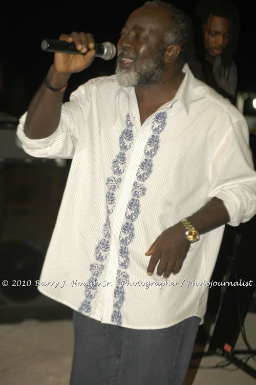 Freddy McGregor - Live In Concert @ Negril Escape Resort and Spa, One Love Drive, West End, Negril, Westmoreland, Jamaica W.I. - Photographs by Net2Market.com - Barry J. Hough Sr, Photographer/Photojournalist - Negril Travel Guide, Negril Jamaica WI - http://www.negriltravelguide.com - info@negriltravelguide.com...!