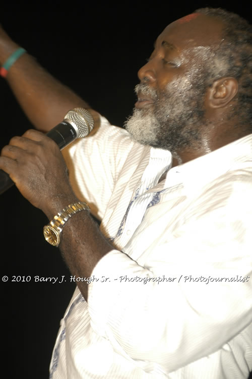 Freddy McGregor - Live In Concert @ Negril Escape Resort and Spa, One Love Drive, West End, Negril, Westmoreland, Jamaica W.I. - Photographs by Net2Market.com - Barry J. Hough Sr, Photographer/Photojournalist - Negril Travel Guide, Negril Jamaica WI - http://www.negriltravelguide.com - info@negriltravelguide.com...!