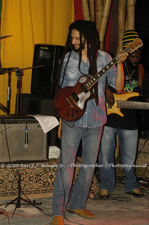 Julian Marley - Grammy Nominee & Son of the Legend Bob Marley - Live in Concert - Also featuring Ras Noble, Power Drill, Iron Head, & Robin Banks - Backing Band Roots Warrior, plus DJ Gemini @ One Love Reggae Concerts Series 09/10 @ Negril Escape Resort & Spa, February 2, 2010, One Love Drive, West End, Negril, Westmoreland, Jamaica W.I. - Photographs by Net2Market.com - Barry J. Hough Sr, Photographer/Photojournalist - The Negril Travel Guide - Negril's and Jamaica's Number One Concert Photography Web Site with over 40,000 Jamaican Concert photographs Published -  Negril Travel Guide, Negril Jamaica WI - http://www.negriltravelguide.com - info@negriltravelguide.com...!