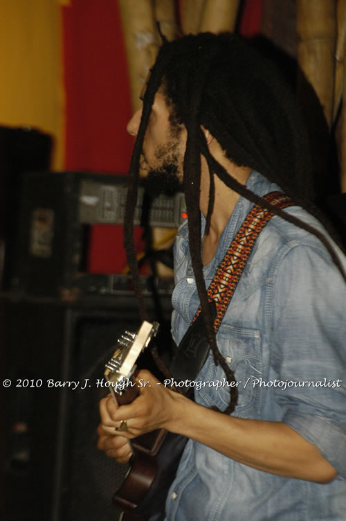 Julian Marley - Grammy Nominee & Son of the Legend Bob Marley - Live in Concert - Also featuring Ras Noble, Power Drill, Iron Head, & Robin Banks - Backing Band Roots Warrior, plus DJ Gemini @ One Love Reggae Concerts Series 09/10 @ Negril Escape Resort & Spa, February 2, 2010, One Love Drive, West End, Negril, Westmoreland, Jamaica W.I. - Photographs by Net2Market.com - Barry J. Hough Sr, Photographer/Photojournalist - The Negril Travel Guide - Negril's and Jamaica's Number One Concert Photography Web Site with over 40,000 Jamaican Concert photographs Published -  Negril Travel Guide, Negril Jamaica WI - http://www.negriltravelguide.com - info@negriltravelguide.com...!