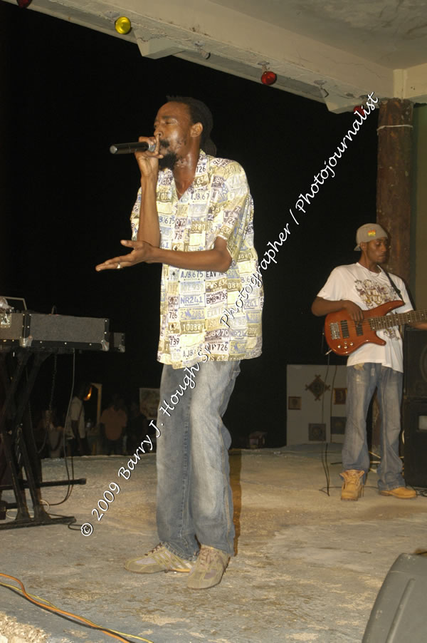  Sanchez - Live in Concert - at the One Love Reggae Concert Series 09/10 @ Negril Escape Resort & Spa - Also Featuring: Timmi Burrell and Justice Merchant- Backing Band Roots Warrior - DJ Gemini - MC Oliver Cargill, Negril Escape Resort & Spa, One Love Drive, West End, Negril, Westmoreland, Jamaica W.I. - Tuesday, November 24, 2009 - Photographs by Net2Market.com - Barry J. Hough Sr, Photographer / Photojournalist - Photos taken with a Nikon D70, D100, or D300 - Negril Travel Guide, Negril Jamaica WI - http://www.negriltravelguide.com - info@negriltravelguide.com...!