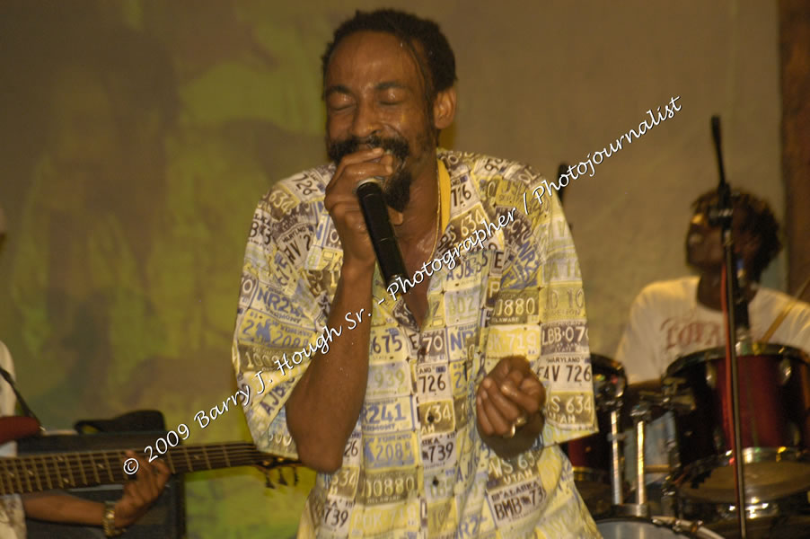  Sanchez - Live in Concert - at the One Love Reggae Concert Series 09/10 @ Negril Escape Resort & Spa - Also Featuring: Timmi Burrell and Justice Merchant- Backing Band Roots Warrior - DJ Gemini - MC Oliver Cargill, Negril Escape Resort & Spa, One Love Drive, West End, Negril, Westmoreland, Jamaica W.I. - Tuesday, November 24, 2009 - Photographs by Net2Market.com - Barry J. Hough Sr, Photographer / Photojournalist - Photos taken with a Nikon D70, D100, or D300 - Negril Travel Guide, Negril Jamaica WI - http://www.negriltravelguide.com - info@negriltravelguide.com...!