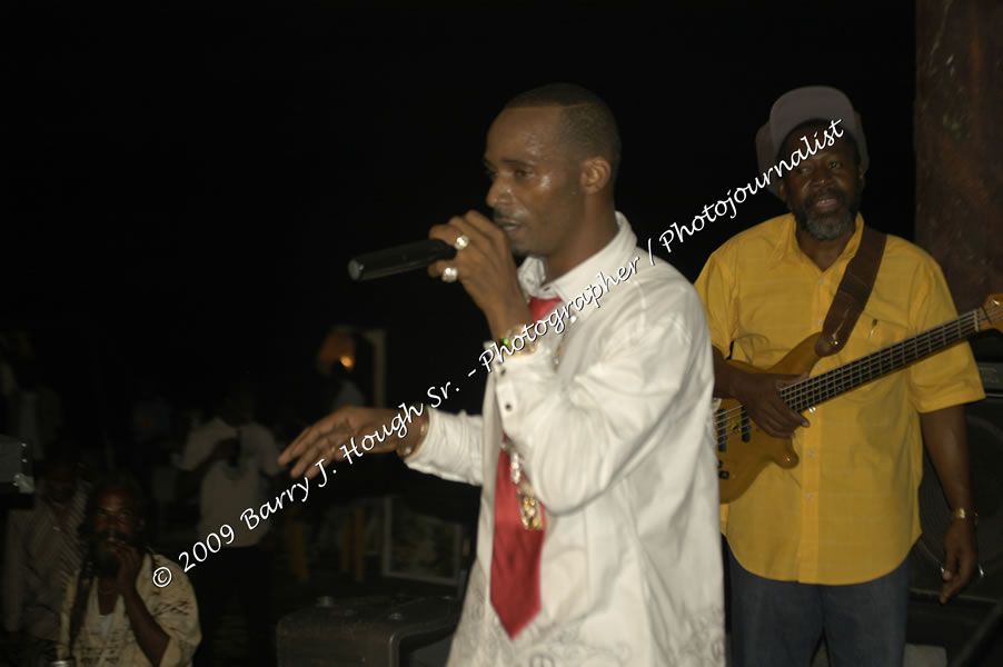  Sanchez - Live in Concert - at the One Love Reggae Concert Series 09/10 @ Negril Escape Resort & Spa - Also Featuring: Timmi Burrell and Justice Merchant- Backing Band Roots Warrior - DJ Gemini - MC Oliver Cargill, Negril Escape Resort & Spa, One Love Drive, West End, Negril, Westmoreland, Jamaica W.I. - Tuesday, November 24, 2009 - Photographs by Net2Market.com - Barry J. Hough Sr, Photographer / Photojournalist - Photos taken with a Nikon D70, D100, or D300 - Negril Travel Guide, Negril Jamaica WI - http://www.negriltravelguide.com - info@negriltravelguide.com...!