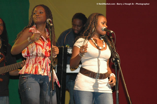 Fanton Mojah @ Tru-Juice Rebel Salute 2007 - Saturday, January 13, 2007, Port Kaiser Sports Club, St. Elizabeth - Negril Travel Guide, Negril Jamaica WI - http://www.negriltravelguide.com - info@negriltravelguide.com...!