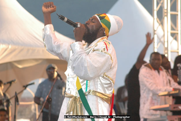 Capleton at Tru-Juice Rebel Salute 2008 - The 15th staging of Tru-Juice Rebel Salute, Saturday, January 12, 2008, Port Kaiser Sports Club, St. Elizabeth, Jamaica W.I. - Photographs by Net2Market.com - Barry J. Hough Sr, Photographer - Negril Travel Guide, Negril Jamaica WI - http://www.negriltravelguide.com - info@negriltravelguide.com...!