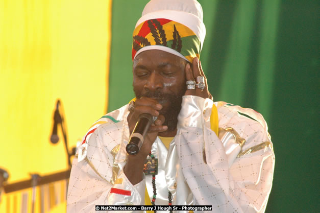 Capleton at Tru-Juice Rebel Salute 2008 - The 15th staging of Tru-Juice Rebel Salute, Saturday, January 12, 2008, Port Kaiser Sports Club, St. Elizabeth, Jamaica W.I. - Photographs by Net2Market.com - Barry J. Hough Sr, Photographer - Negril Travel Guide, Negril Jamaica WI - http://www.negriltravelguide.com - info@negriltravelguide.com...!