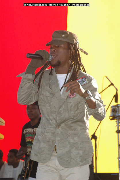 Jah Cure at Tru-Juice Rebel Salute 2008 - The 15th staging of Tru-Juice Rebel Salute, Saturday, January 12, 2008, Port Kaiser Sports Club, St. Elizabeth, Jamaica W.I. - Photographs by Net2Market.com - Barry J. Hough Sr, Photographer - Negril Travel Guide, Negril Jamaica WI - http://www.negriltravelguide.com - info@negriltravelguide.com...!