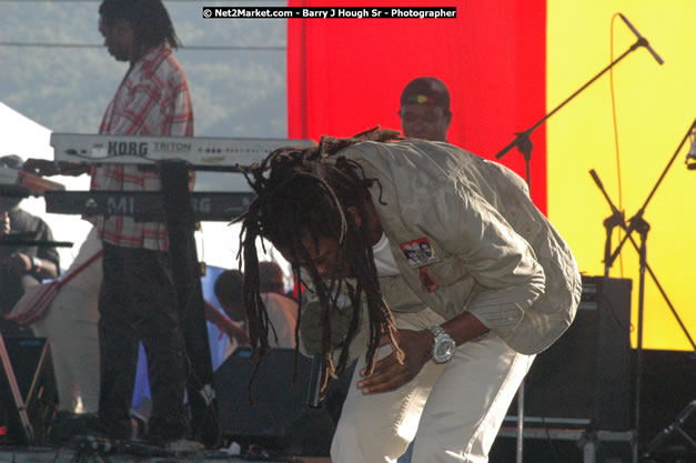 Jah Cure at Tru-Juice Rebel Salute 2008 - The 15th staging of Tru-Juice Rebel Salute, Saturday, January 12, 2008, Port Kaiser Sports Club, St. Elizabeth, Jamaica W.I. - Photographs by Net2Market.com - Barry J. Hough Sr, Photographer - Negril Travel Guide, Negril Jamaica WI - http://www.negriltravelguide.com - info@negriltravelguide.com...!