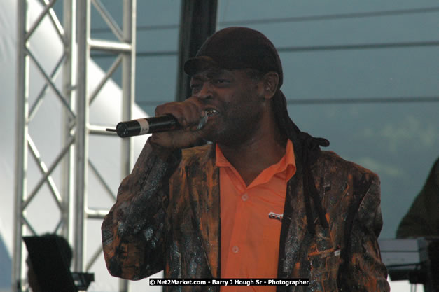 Sugar Minott at Tru-Juice Rebel Salute 2008 - The 15th staging of Tru-Juice Rebel Salute, Saturday, January 12, 2008, Port Kaiser Sports Club, St. Elizabeth, Jamaica W.I. - Photographs by Net2Market.com - Barry J. Hough Sr, Photographer - Negril Travel Guide, Negril Jamaica WI - http://www.negriltravelguide.com - info@negriltravelguide.com...!