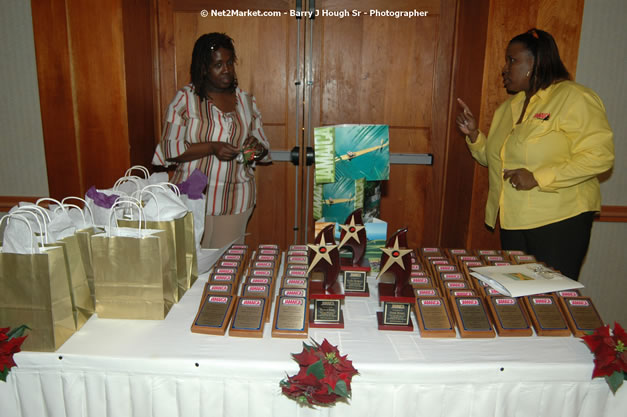 Red Cap Porters Awards - Minister of Tourism, Hon. Edmund Bartlett - Director of Tourism, Basil Smith - Friday, December 14, 2007 - Holiday Inn Sunspree, Montego Bay, Jamaica W.I. - Photographs by Net2Market.com - Barry J. Hough Sr, Photographer - Negril Travel Guide, Negril Jamaica WI - http://www.negriltravelguide.com - info@negriltravelguide.com...!