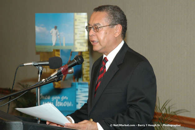 Red Cap Porters Awards - Minister of Tourism, Hon. Edmund Bartlett - Director of Tourism, Basil Smith - Friday, December 14, 2007 - Holiday Inn Sunspree, Montego Bay, Jamaica W.I. - Photographs by Net2Market.com - Barry J. Hough Sr, Photographer - Negril Travel Guide, Negril Jamaica WI - http://www.negriltravelguide.com - info@negriltravelguide.com...!