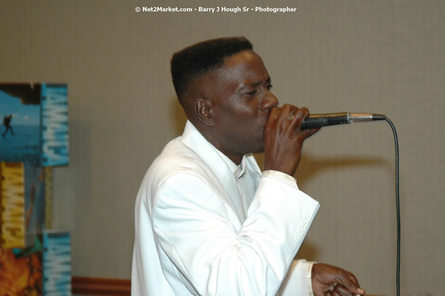 Red Cap Porters Awards - Minister of Tourism, Hon. Edmund Bartlett - Director of Tourism, Basil Smith - Friday, December 14, 2007 - Holiday Inn Sunspree, Montego Bay, Jamaica W.I. - Photographs by Net2Market.com - Barry J. Hough Sr, Photographer - Negril Travel Guide, Negril Jamaica WI - http://www.negriltravelguide.com - info@negriltravelguide.com...!