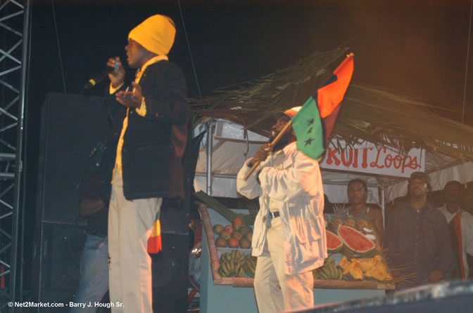 Richie Spice - Red Stripe Reggae Sumfest 2005 - International Night - July 22th, 2005 - Negril Travel Guide, Negril Jamaica WI - http://www.negriltravelguide.com - info@negriltravelguide.com...!