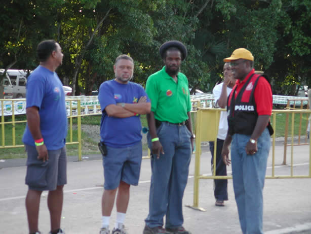 2002 Reggae Marathon & Half Marathon Photographs - Negril Travel Guide, Negril Jamaica WI - http://www.negriltravelguide.com - info@negriltravelguide.com...!