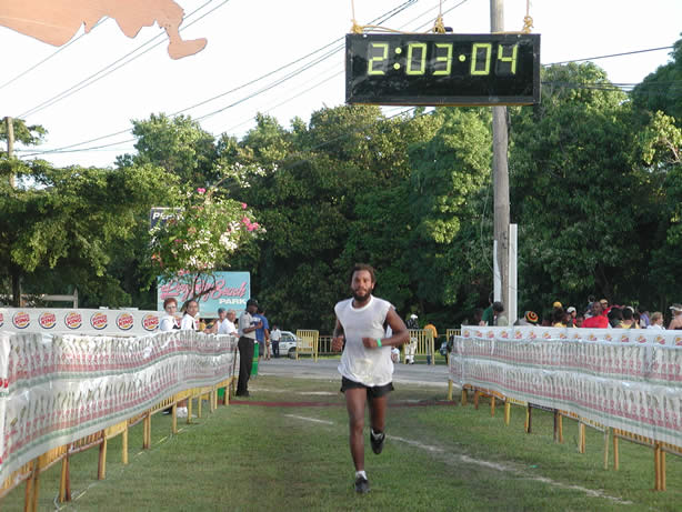 2002 Reggae Marathon & Half Marathon Photographs - Negril Travel Guide, Negril Jamaica WI - http://www.negriltravelguide.com - info@negriltravelguide.com...!