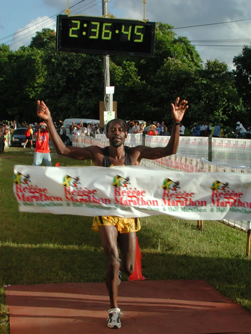 2003 Reggae Marathon & Half Marathon Photographs - Negril Travel Guide, Negril Jamaica WI - http://www.negriltravelguide.com - info@negriltravelguide.com...!