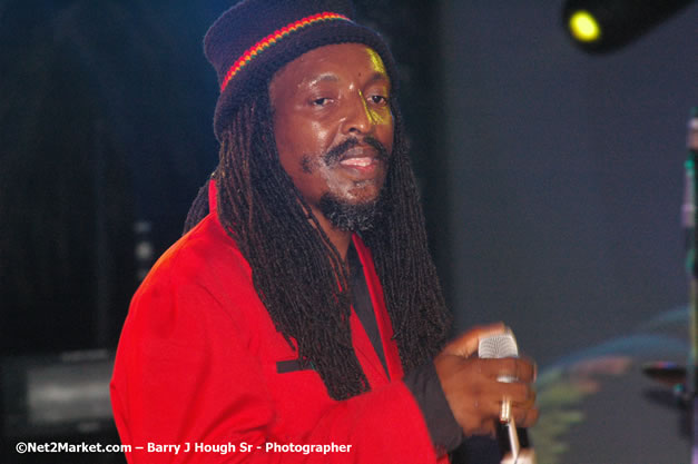 Mackie Conscious - Red Stripe Reggae Sumfest 2007 - Zenith - Saturday, July 21, 2007 - Catherine Hall, Montego Bay, St James, Jamaica W.I. - Negril Travel Guide, Negril Jamaica WI - http://www.negriltravelguide.com - info@negriltravelguide.com...!