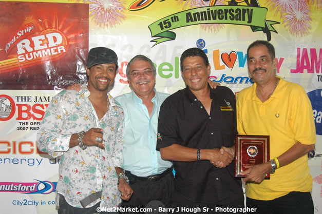 LL Cool J - Shaggy - Press Conference @ Richmond Hill Inn, Montego Bay - Red Stripe Reggae Sumfest at Catherine Hall, Montego Bay, St James, Jamaica W.I. - Negril Travel Guide.com, Negril Jamaica WI - http://www.negriltravelguide.com - info@negriltravelguide.com...!