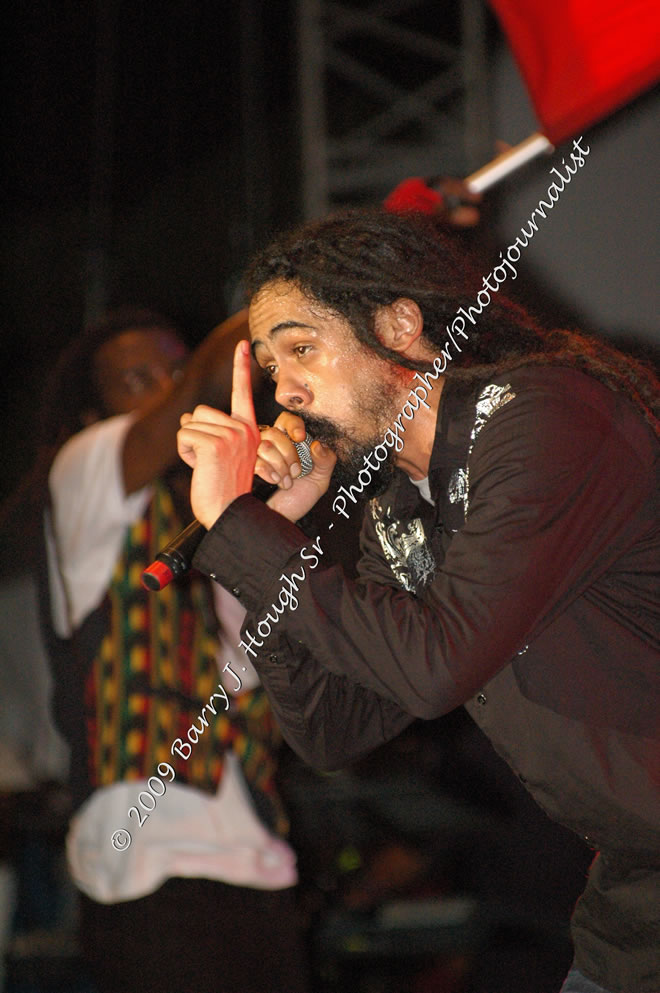 Damian 'Jr. Gong' Marley & NAS @ Reggae Sumfest 2009 - International Night 2 - Reggae Sumfest 2009,Catherine Hall, Montego Bay, St. James, Jamaica W.I. - Saturday, July 25, 2009 - Reggae Sumfest 2009, July 19 - 25, 2009 - Photographs by Net2Market.com - Barry J. Hough Sr. Photojournalist/Photograper - Photographs taken with a Nikon D70, D100, or D300 - Negril Travel Guide, Negril Jamaica WI - http://www.negriltravelguide.com - info@negriltravelguide.com...!