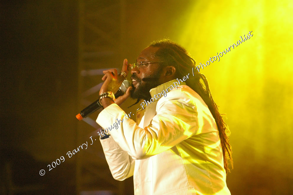 Tarrus Riley @ Reggae Sumfest 2009 - International Night 2 - Reggae Sumfest 2009,Catherine Hall, Montego Bay, St. James, Jamaica W.I. - Saturday, July 25, 2009 - Reggae Sumfest 2009, July 19 - 25, 2009 - Photographs by Net2Market.com - Barry J. Hough Sr. Photojournalist/Photograper - Photographs taken with a Nikon D70, D100, or D300 - Negril Travel Guide, Negril Jamaica WI - http://www.negriltravelguide.com - info@negriltravelguide.com...!