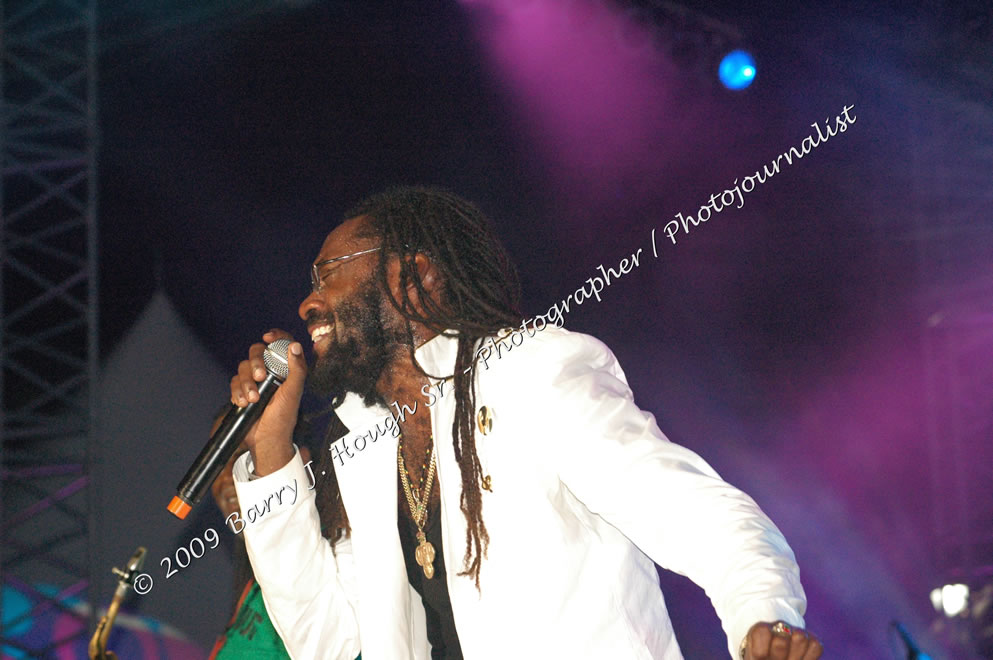 Tarrus Riley @ Reggae Sumfest 2009 - International Night 2 - Reggae Sumfest 2009,Catherine Hall, Montego Bay, St. James, Jamaica W.I. - Saturday, July 25, 2009 - Reggae Sumfest 2009, July 19 - 25, 2009 - Photographs by Net2Market.com - Barry J. Hough Sr. Photojournalist/Photograper - Photographs taken with a Nikon D70, D100, or D300 - Negril Travel Guide, Negril Jamaica WI - http://www.negriltravelguide.com - info@negriltravelguide.com...!