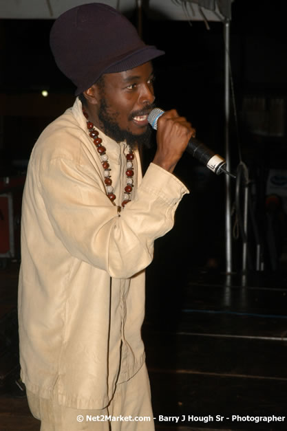 Swamp King - Smile Jamaica, Nine Miles, St Anns, Jamaica - Saturday, February 10, 2007 - The Smile Jamaica Concert, a symbolic homecoming in Bob Marley's birthplace of Nine Miles - Negril Travel Guide, Negril Jamaica WI - http://www.negriltravelguide.com - info@negriltravelguide.com...!