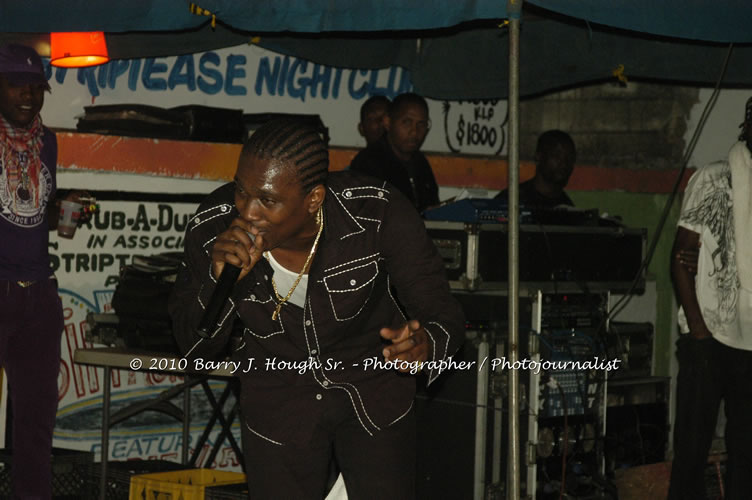 Busy Signal & Kip Rich- Also featuring: Mona Lisa and Crystal Axe @ Striptease Night Club, Scrub-A-Dub Car Wash, , Whitehall, Negril, Westmoreland, Jamaica W.I. - Photographs by Net2Market.com - Barry J. Hough Sr, Photographer/Photojournalist - The Negril Travel Guide - Negril's and Jamaica's Number One Concert Photography Web Site with over 40,000 Jamaican Concert photographs Published -  Negril Travel Guide, Negril Jamaica WI - http://www.negriltravelguide.com - info@negriltravelguide.com...!