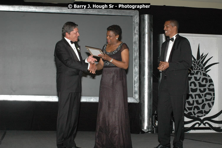 The Ministry of Tourism - Tourism Service Excellence Awards Ceremony held at the Ritz Carlton Rose Rall Golf and Spa Resort, Montego Bay on Friday, April 24, 2009 - Photographs by Net2Market.com - Barry J. Hough Sr. Photojournalist/Photograper - Photographs taken with a Nikon D300 - Negril Travel Guide, Negril Jamaica WI - http://www.negriltravelguide.com - info@negriltravelguide.com...!