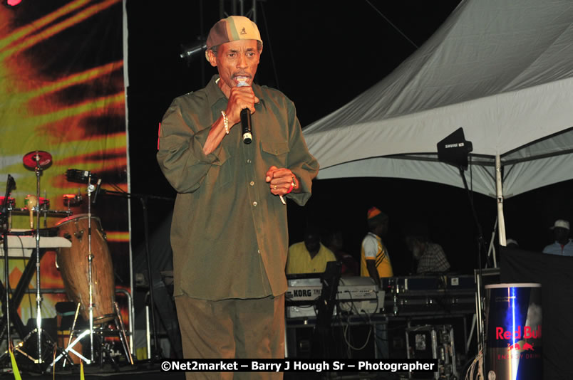 Unite The People An International Reggae Fest, Featuring: Beres Hammond, Coco T, Queen Ifrica, Khalil, Cameal Davis, Iley Dread, Rochelle, Geoffrey Star, Ras Penco, Kool DeLoy, Otis Gayle, J.McKay, Tiney Winey, Venue at Norman Manley Boulevard, Negril, Westmoreland, Jamaica - Saturday, April 4, 2009 - Photographs by Net2Market.com - Barry J. Hough Sr, Photographer/Photojournalist - Negril Travel Guide, Negril Jamaica WI - http://www.negriltravelguide.com - info@negriltravelguide.com...!