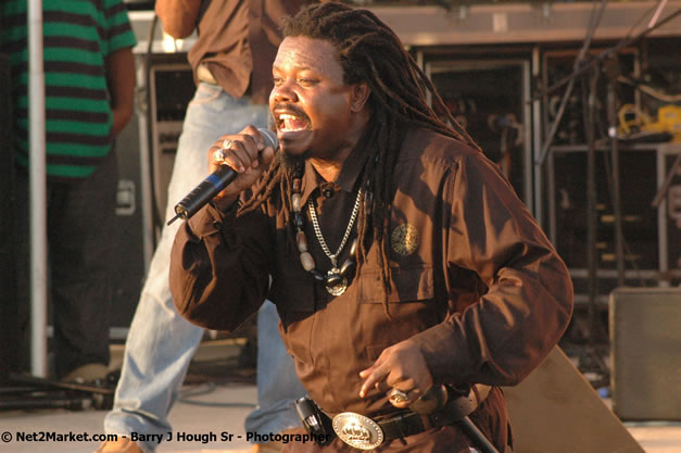 Luciano @ Western Consciousness 2007 - Presented by King of Kings Productons - Saturday, April 28, 2007 - Llandilo Cultural Centre, Savanna-La-Mar, Westmoreland, Jamaica W.I. - Negril Travel Guide, Negril Jamaica WI - http://www.negriltravelguide.com - info@negriltravelguide.com...!