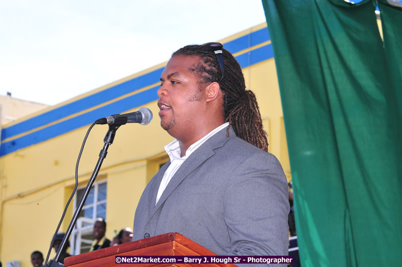 The City of Montego Bay Welcomes Our 2008 Olympians - Western Motorcade - Civic Ceremony - A Salute To Our Beijing Heros - Sam Sharpe Square, Montego Bay, Jamaica - Tuesday, October 7, 2008 - Photographs by Net2Market.com - Barry J. Hough Sr. Photojournalist/Photograper - Photographs taken with a Nikon D300 - Negril Travel Guide, Negril Jamaica WI - http://www.negriltravelguide.com - info@negriltravelguide.com...!