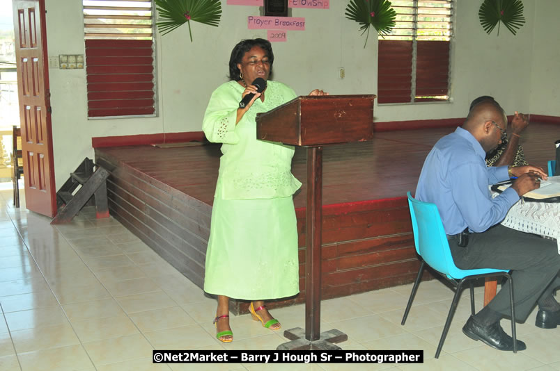 The Graduation Ceremony Of Police Officers - Negril Education Evironmaent Trust (NEET), Graduation Exercise For Level One Computer Training, Venue at Travellers Beach Resort, Norman Manley Boulevard, Negril, Westmoreland, Jamaica - Saturday, April 5, 2009 - Photographs by Net2Market.com - Barry J. Hough Sr, Photographer/Photojournalist - Negril Travel Guide, Negril Jamaica WI - http://www.negriltravelguide.com - info@negriltravelguide.com...!